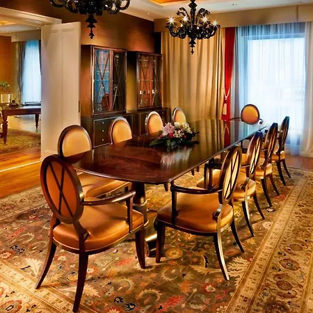 Grand River Park, A Luxury Collection Hotel, Pressburg