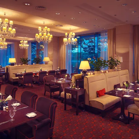 Отель Grand River Park, A Luxury Collection Hotel, 5*