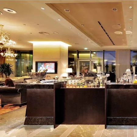 Hotel Grand River Park, A Luxury Collection Hotel, 5*